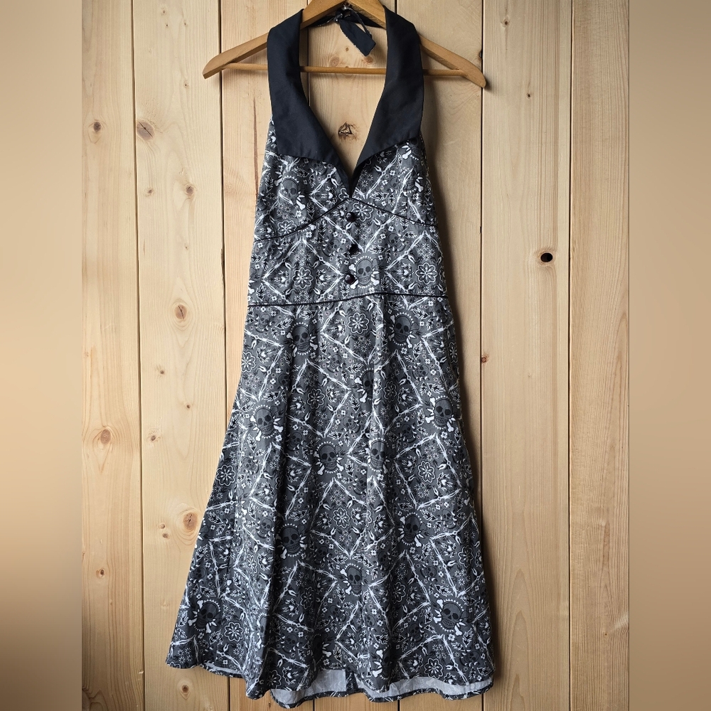 Rock Steady Skull Print Bandana Halter Pin Up Dress Womens Large